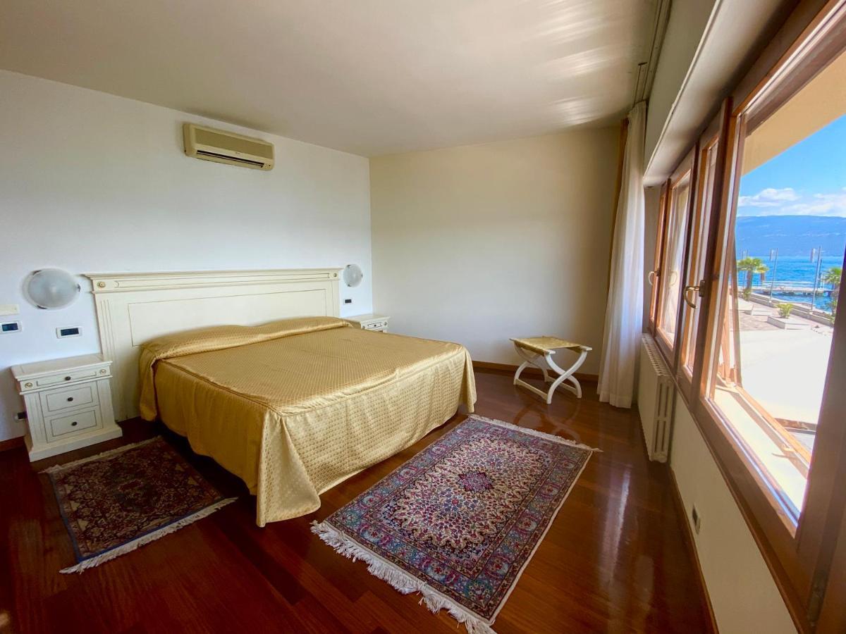 Camere Al Veliero Gardone Riviera Dış mekan fotoğraf